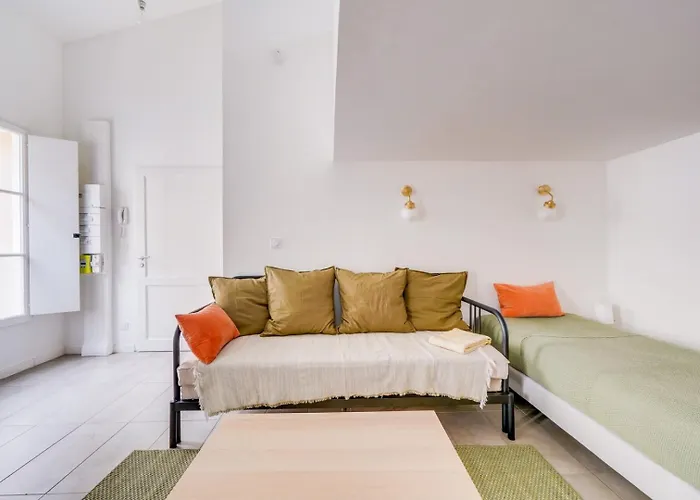 Bel Confortable * בורדו